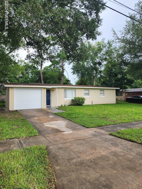 2055 Betsy Dr, Jacksonville, FL 32210 - photo 1