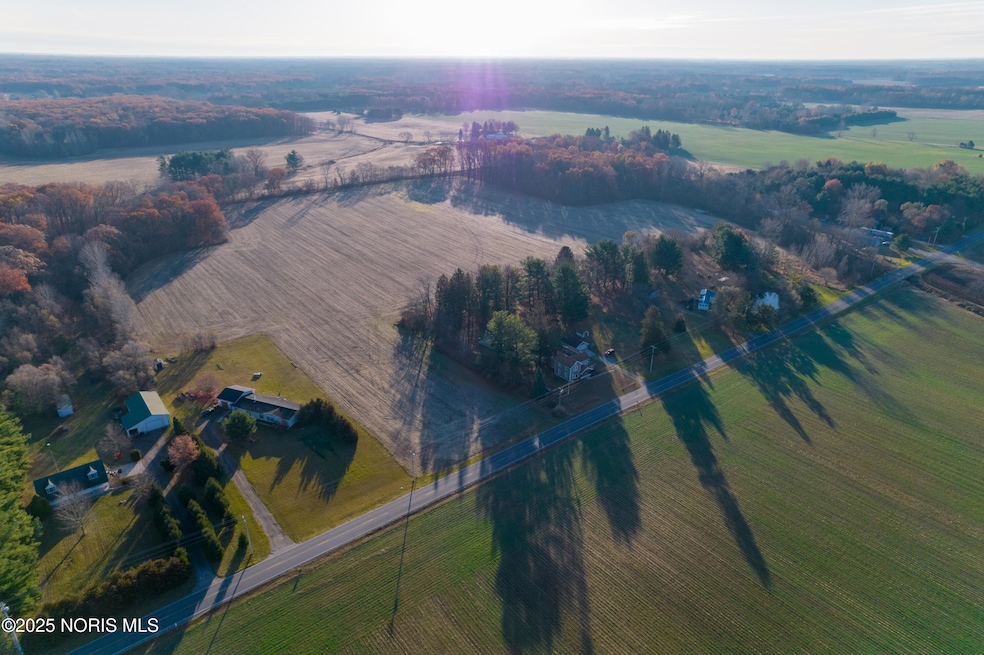 6330 County Road 4, Swanton, OH 43558 - photo 1