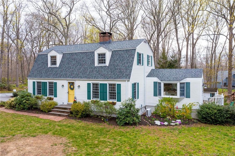 Gambrel style cape