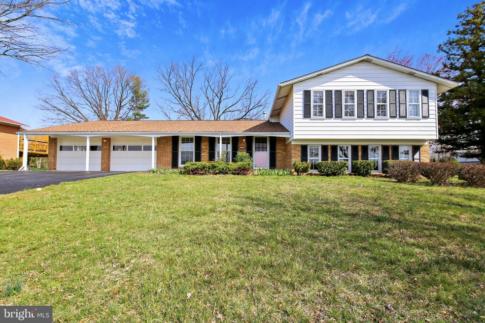 14809 Perrywood Dr, Burtonsville, MD 20866 - photo 1