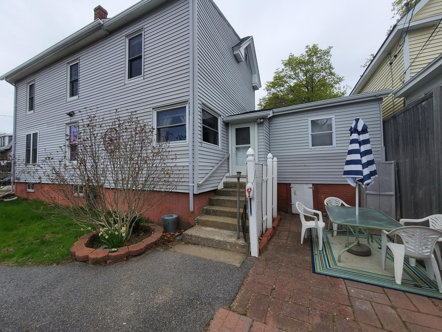 4 Myrtle Ave, Old Orchard Beach, ME 04064 - photo 1