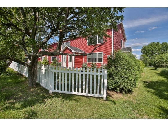 67 Brick House Ln, White River Junction, VT 05001 - photo 1