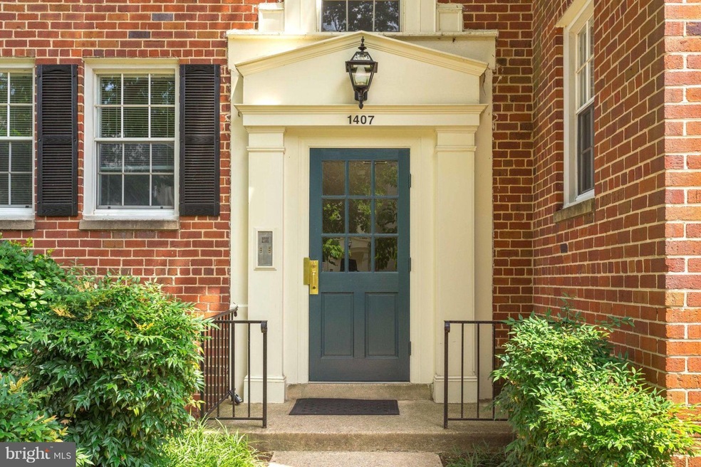1407 Belle View Blvd unit A2, Alexandria, VA 22307 - photo 1