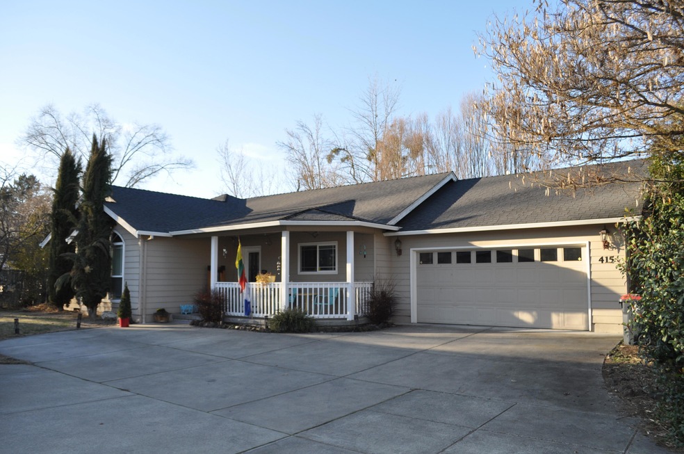 415 Silver Creek