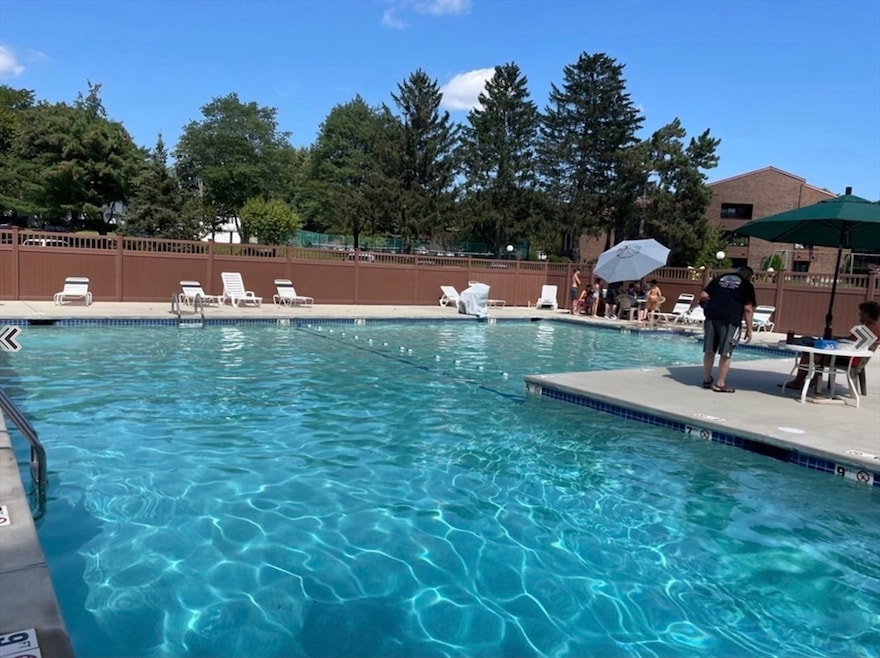 Sold $350,000 • Co-Listing Agent