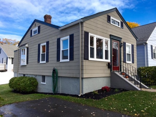 20 Pelican Rd, Quincy, MA 02169 - photo 1