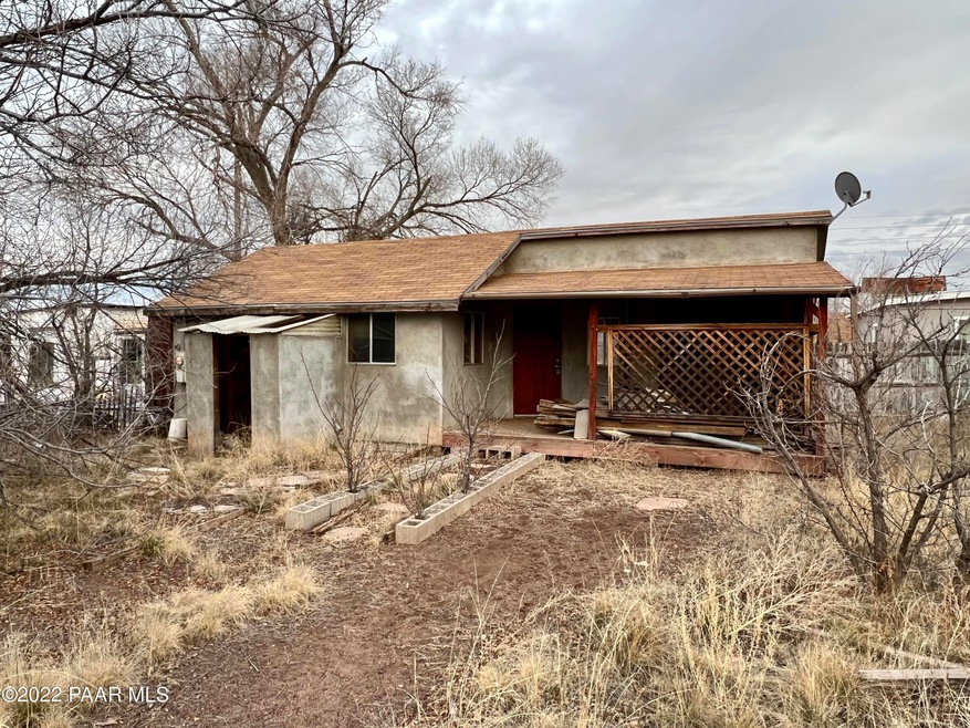 47185 N 2nd St, Ash Fork, AZ 86320 - photo 1