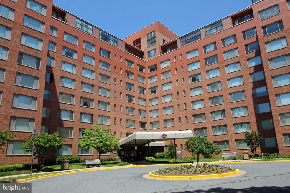 River Place South unit 907, Arlington, VA 22209 - photo 1
