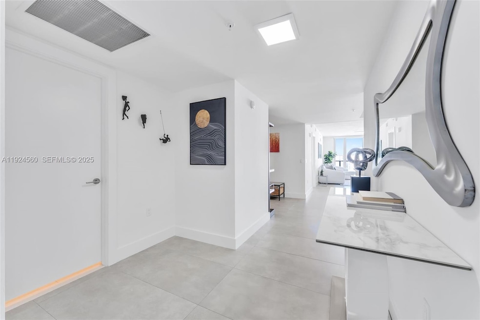 Parque Towers at St. Tropez unit 4-1603, Sunny Isles Beach, FL 33160 - photo 1