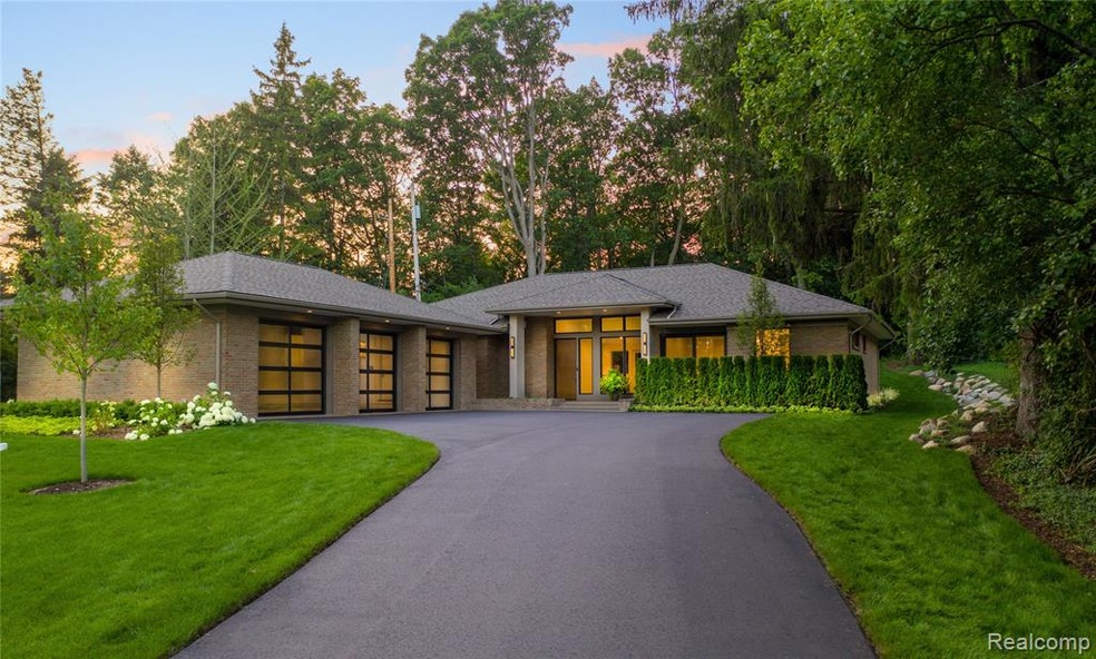 3438 Westchester RD_01.jpg
