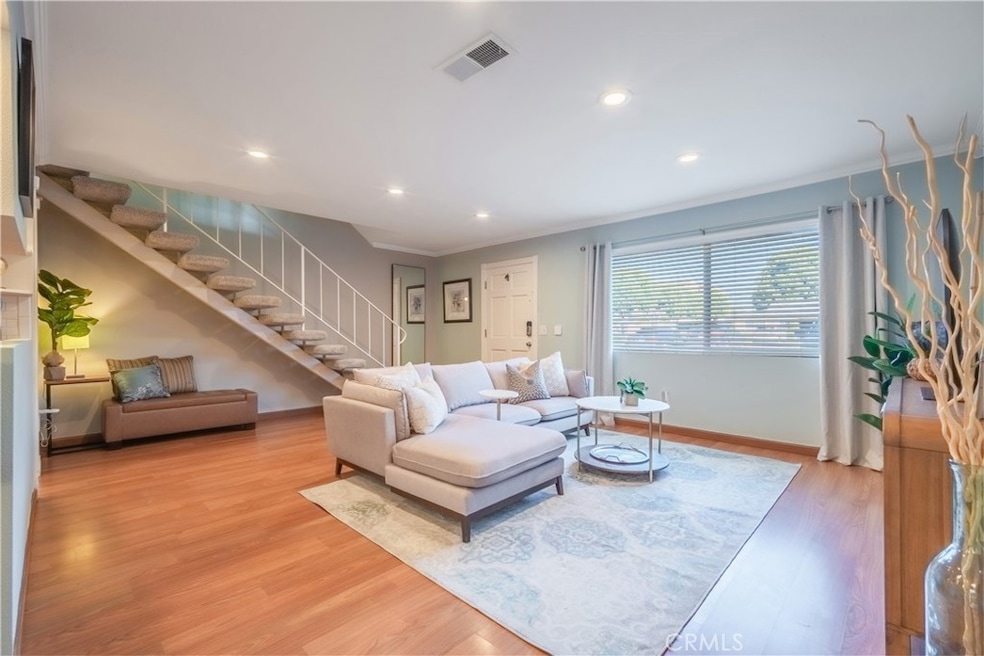 630 S Knott Ave, Anaheim, CA 92804 - photo 1