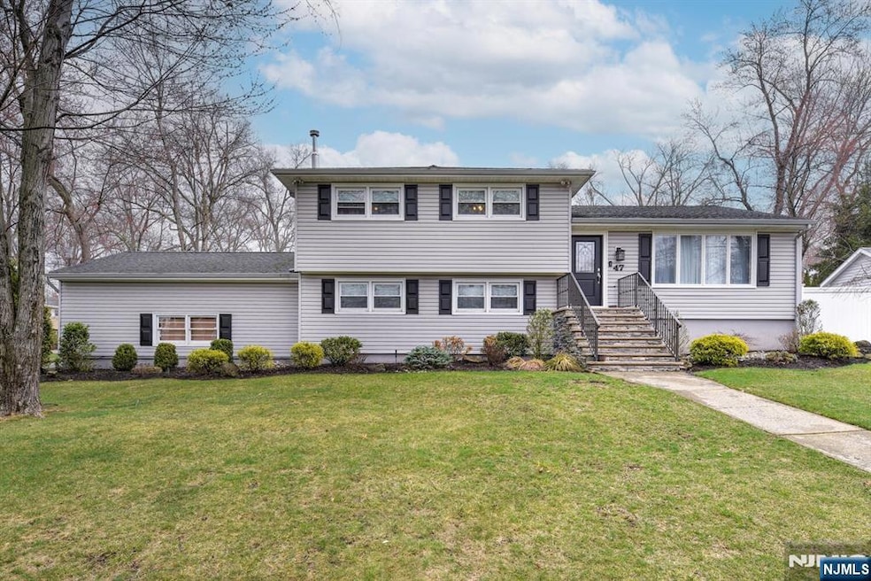 47 Seneca Trail, Wayne, NJ 07470 - photo 1