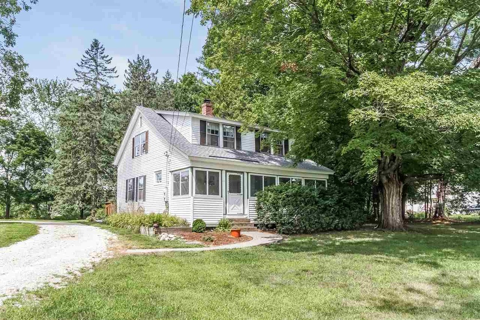 378 Charles Bancroft Hwy, Litchfield, NH 03052 - photo 1