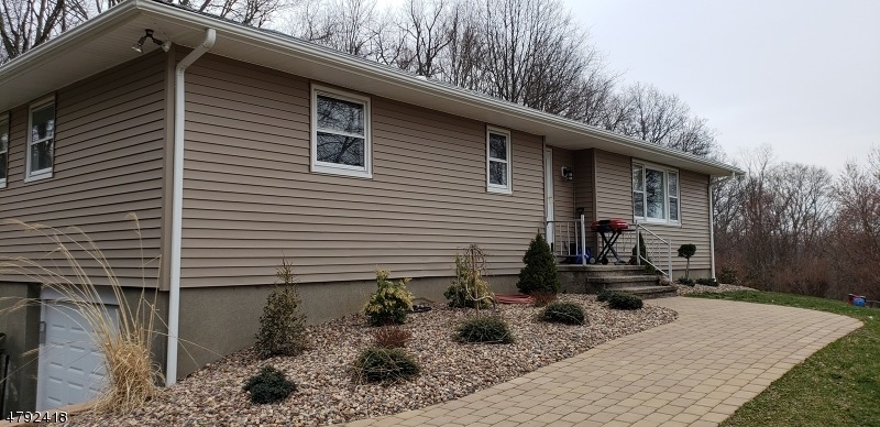 19 Pidgeon Hill Rd, Wantage, NJ 07461 - photo 1