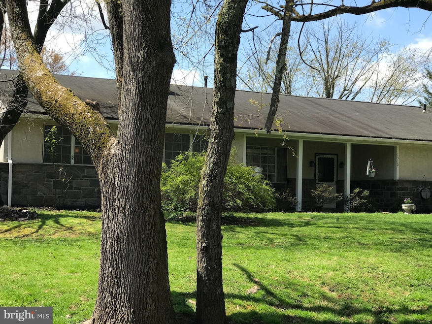 1312 Kirks Ln, Dresher, PA 19025 - photo 1