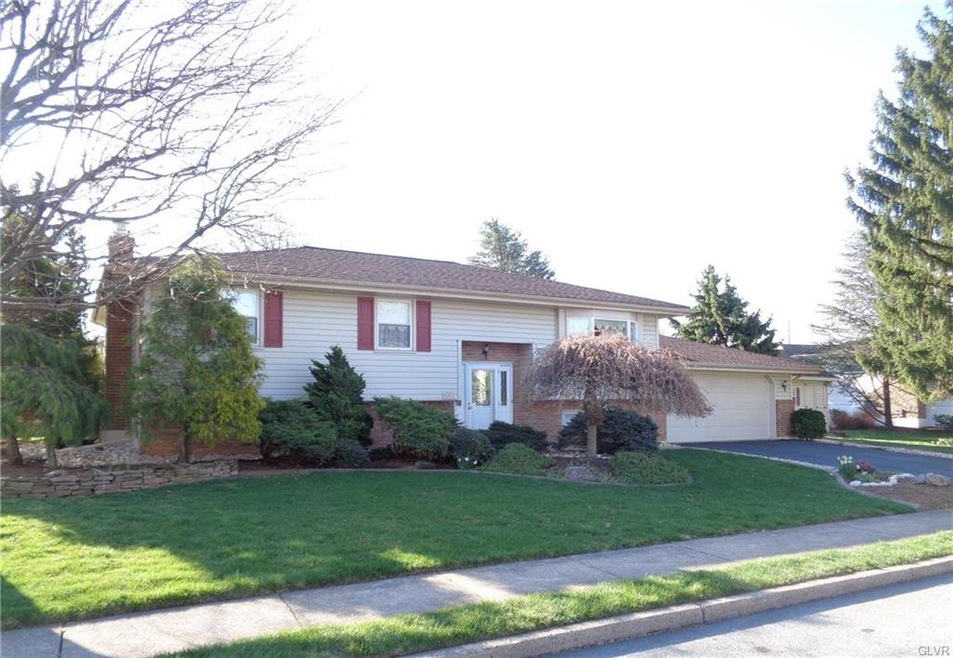 4502 Troxell Dr, Whitehall, PA 18052 - photo 1