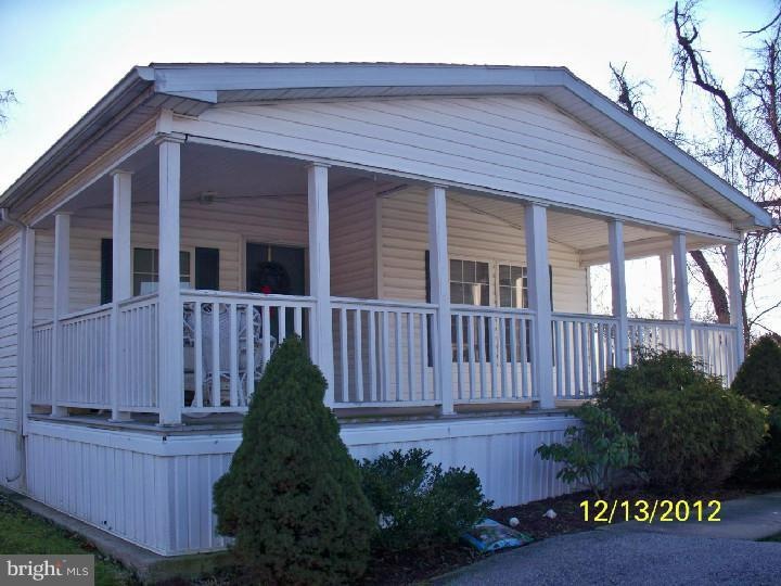 20 Rosewood Ln, Phoenixville, PA 19460 - photo 1