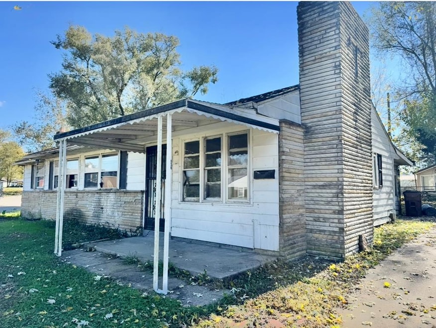 434 Gordon Ave, Waverly, OH 45690 - photo 1