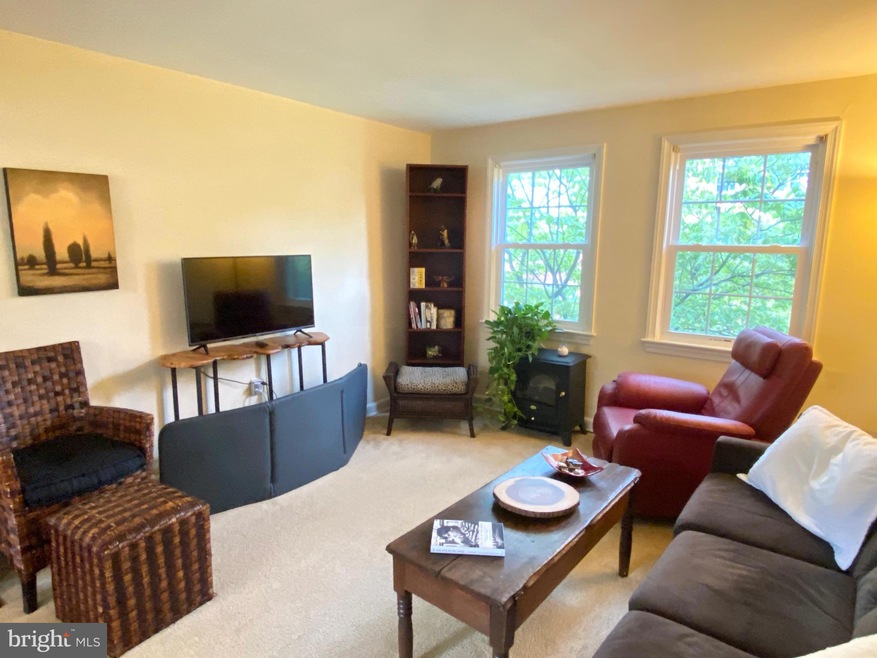 6508 Boulevard View unit B2, Alexandria, VA 22307 - photo 1