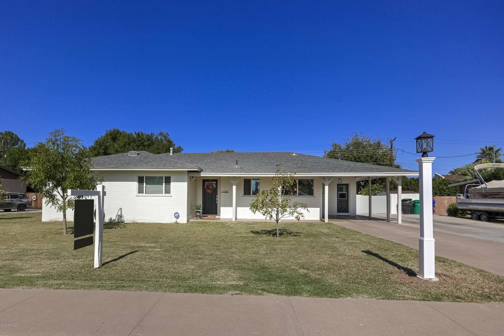 1262 E 1st St-1