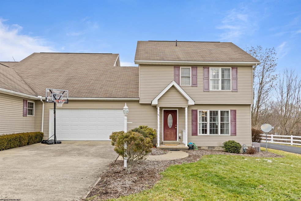 10 Five Forks Dr, Morgantown, WV 26508 - photo 1