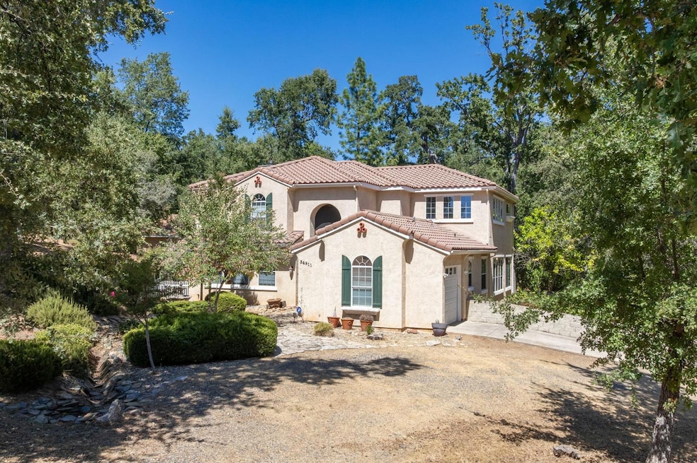 For Sale $693,000 • Co-Listing Agent