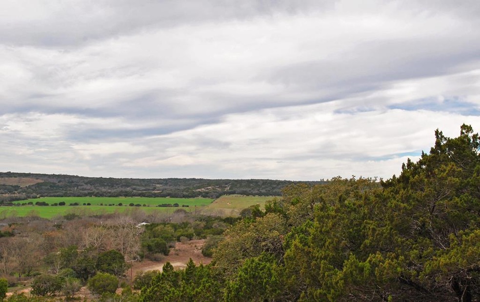 0 Balcones Dr unit 5 82424, Fredericksburg, TX 78624 - photo 1