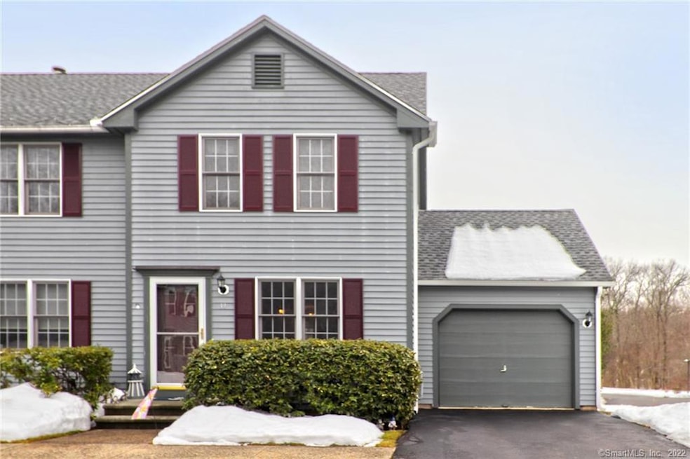 39 Mallard Ct unit 39, Wallingford, CT 06492 - photo 1