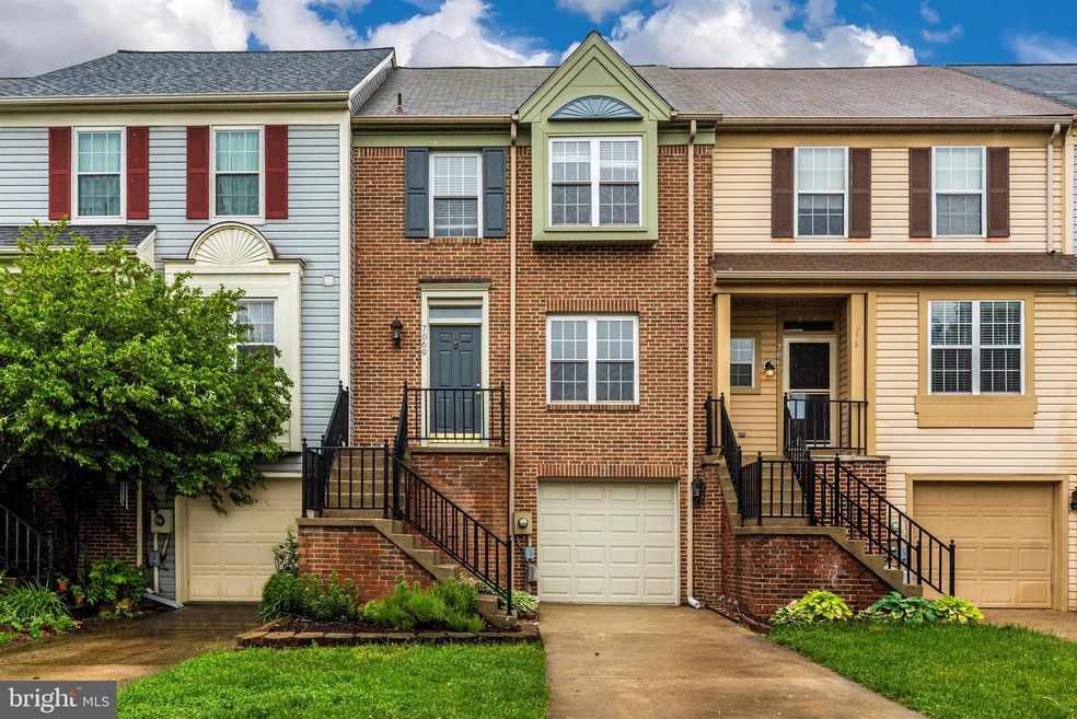 7069 Bradshaw Ct W, Frederick, MD 21703 - photo 1