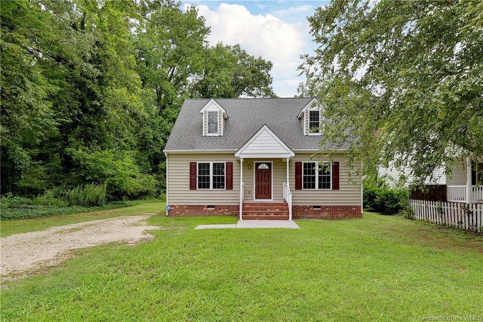 175 Dupont St, West Point, VA 23181 - photo 1