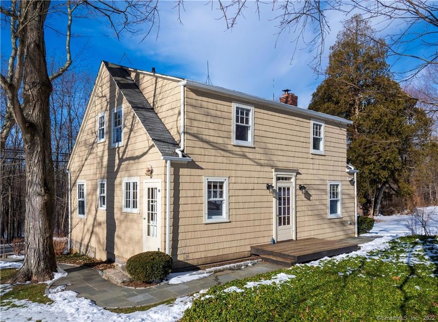 4 Black Rock Turnpike, Redding, CT 06896 - photo 1