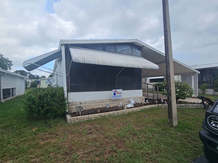 20451 Powell Rd unit 121, Dunnellon, FL 34431 - photo 1