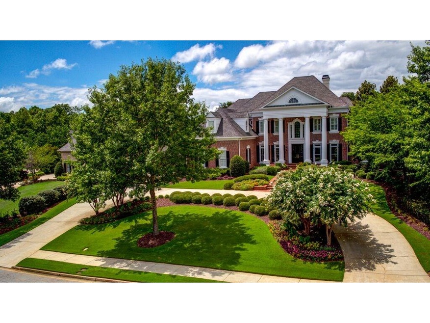 Simply stunning! Impressive columned entry & circu