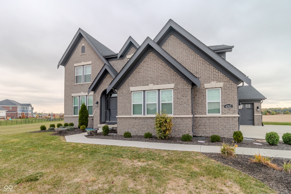 4763 Denton Dr, Zionsville, IN 46077 - photo 1