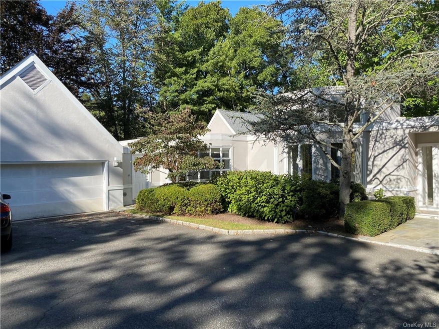 2 the Crossing at Blind Brook, Purchase, NY 10577 - photo 1