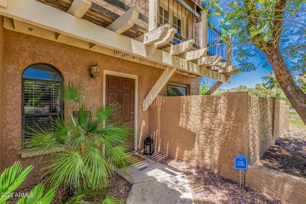 10438 N 11th Place unit 2, Phoenix, AZ 85020 - photo 1