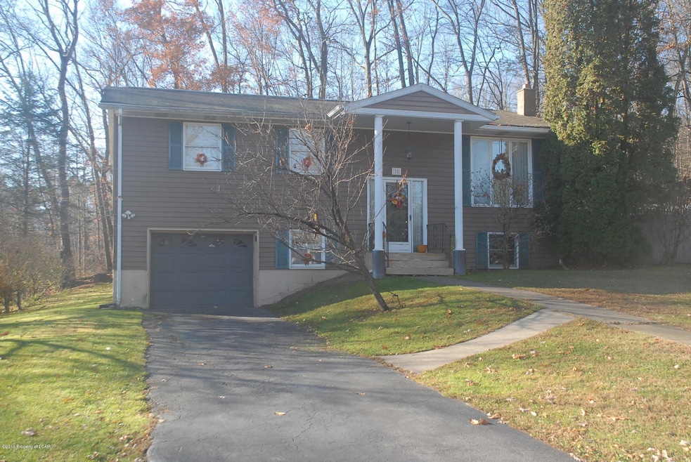 118 CIRCLE DRIVE