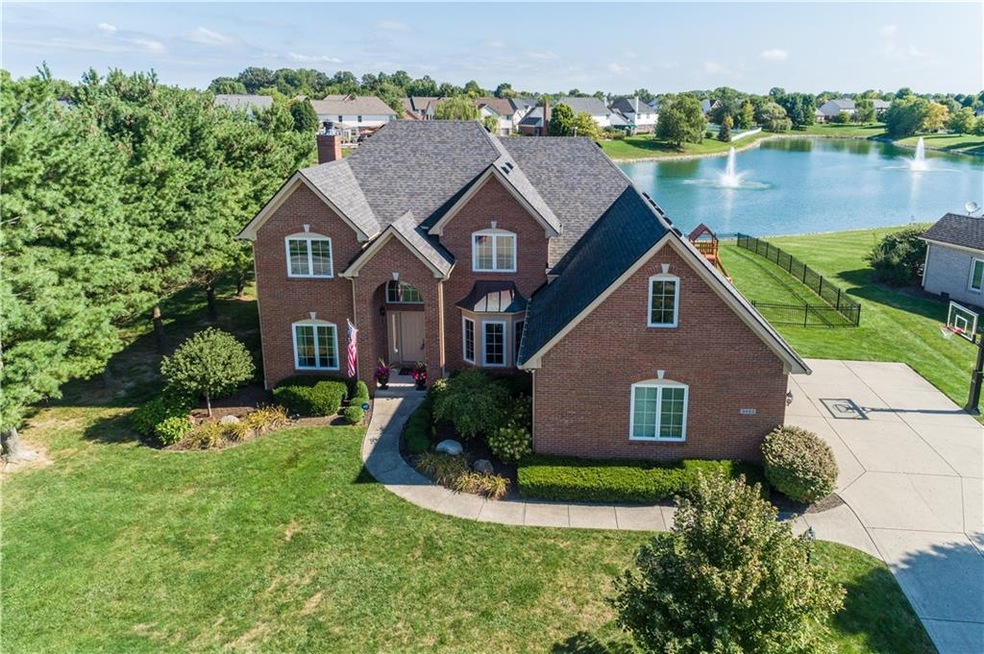 9895 Water Crest Dr, Fishers, IN 46038 - photo 1