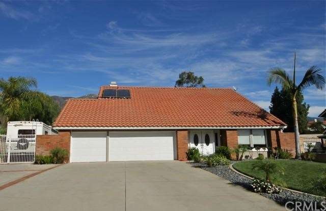 Alta Loma pool & spa home with RV parking!