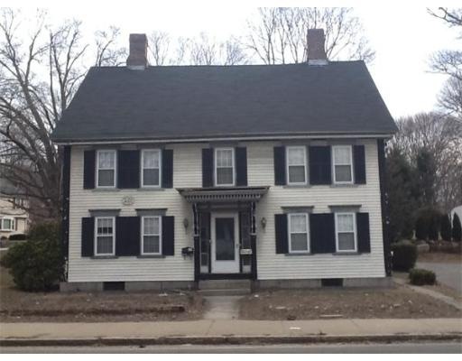 649 Main St unit Right Side, Woburn, MA 01801 - photo 1