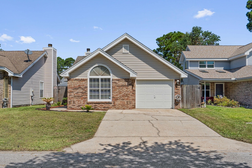 1721 Colonial Ct, Fort Walton Beach, FL 32547 - photo 1