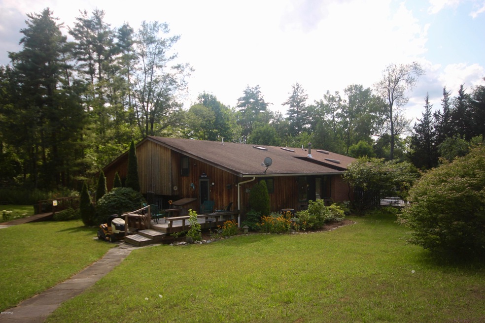 14 Forest Row, Great Barrington, MA 01230 - photo 1