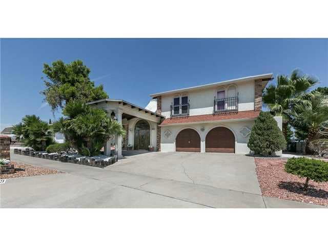 10909 Bella Vista Dr, El Paso, TX 79935 - photo 1