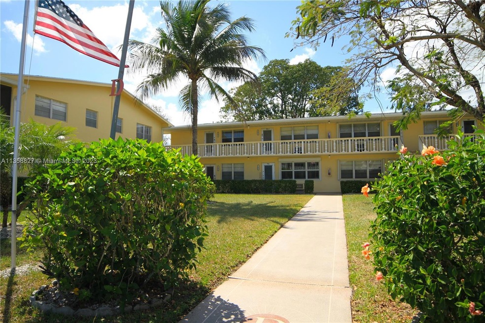 74 Windsor D, West Palm Beach, FL 33417 - photo 1