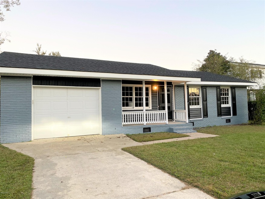 816 Williams St, Jacksonville, NC 28540 - photo 1