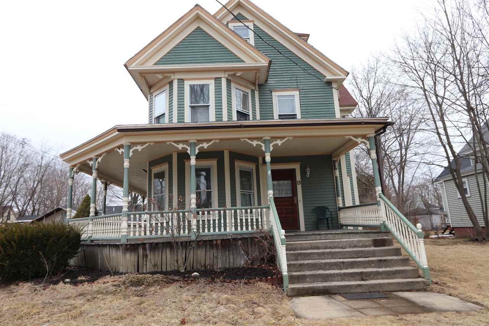 13 Grove St, Rochester, NH 03868 - photo 1