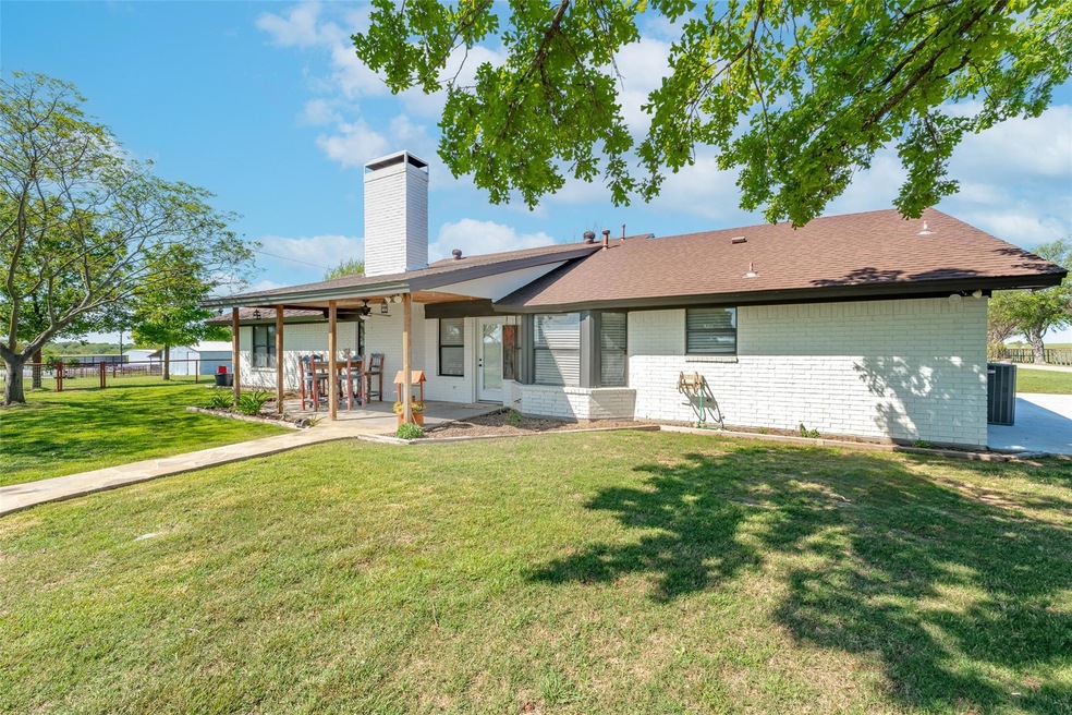 6315 Weatherford Hwy, Granbury, TX 76049 - photo 1