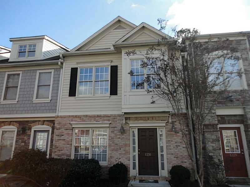 Exterior Front. Beautiful Brick Townhome in Milton