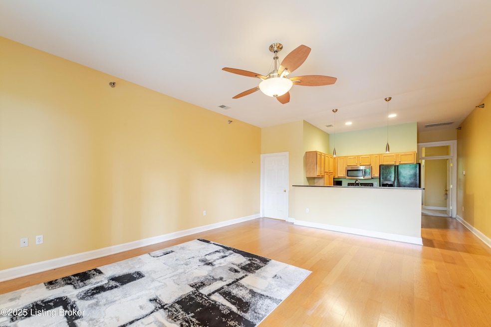 For Rent $1,250/month • Co-Listing Agent