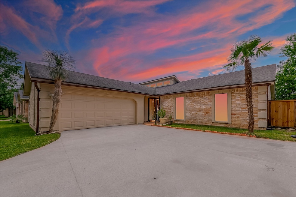 The sky is painted in a palette of pastel pinks, purples, and blues as the last rays of sunlight fade into the horizon, casting a warm glow over the landscape.